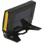 Power-Bank-ze-swietlowka-i-panelem-solarnym-NGT-Marka-NGT