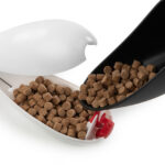 spomb_spoon_with_spombpellets